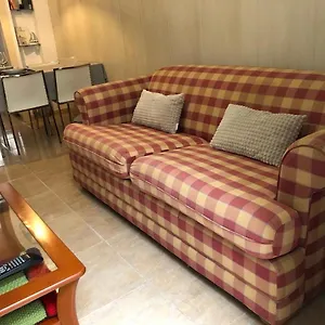 Acogedor Apartamento Con Terraza En Blanes